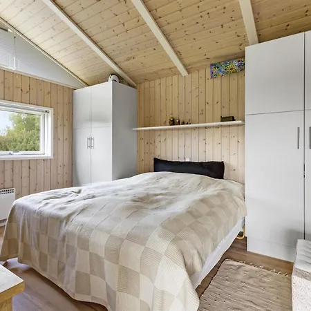 Tatyana - 1-0km From The Sea By Interhome Feriehus